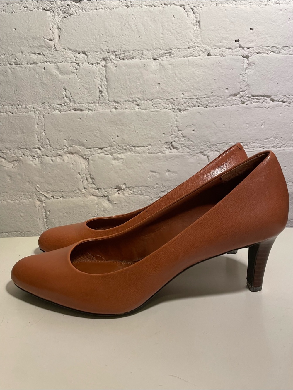 Ralph Lauren Women's Camel Leather Mid-Heel Harper Pumps